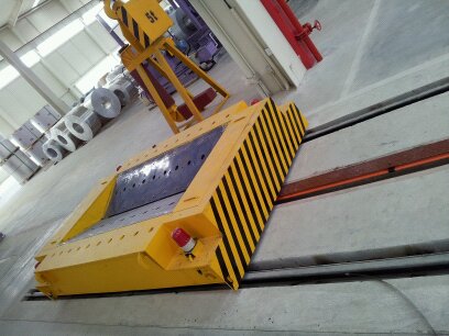 起重機(jī)械配套產(chǎn)品/地軌車